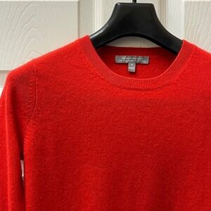 Neiman Marcus Women's Small Red Cashmere Crewneck Sweater Tight Knit Pullover